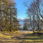 Lovely Home In Fosslandsosen With House Sea View *