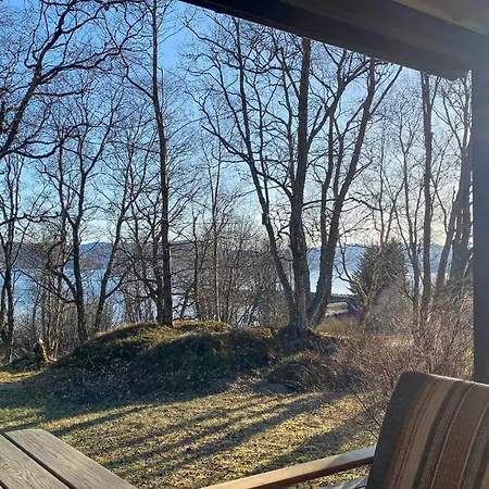 Lovely Home In Fosslandsosen With House Sea View Feriehus *